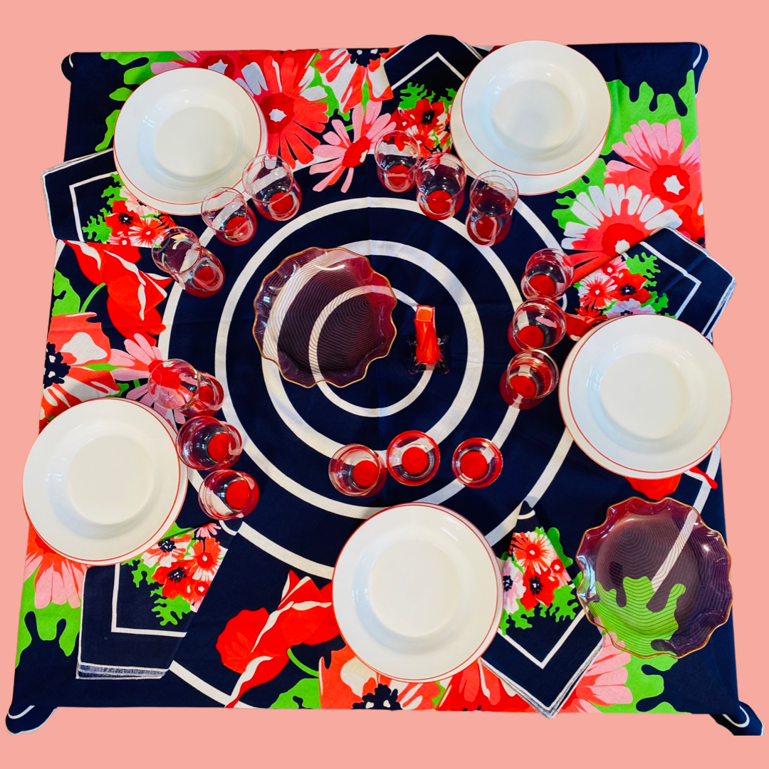 Optical Bouquet Tablecloth